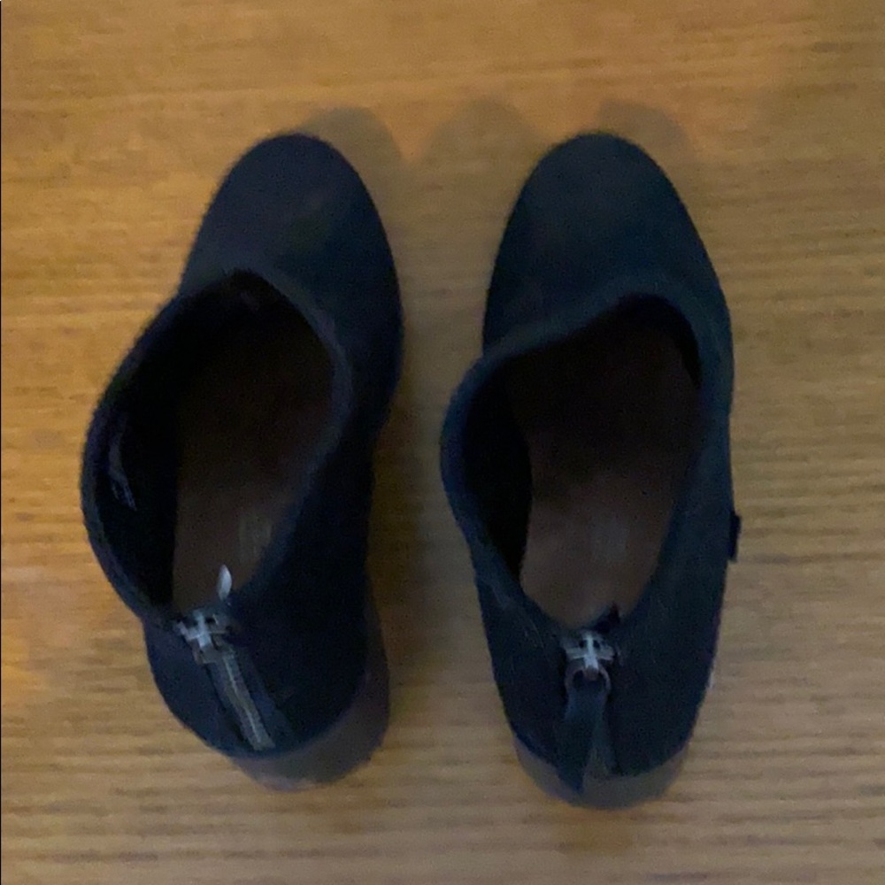 Toms Booties